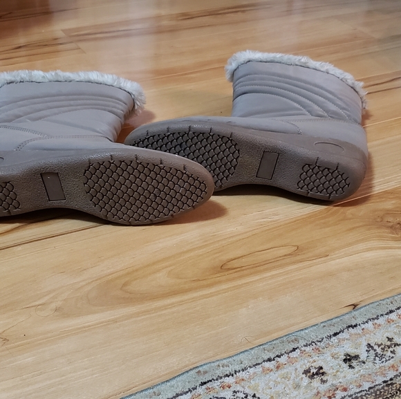 KIKS TAN VINTAGE SNOW BOOTS - Picture 3 of 9